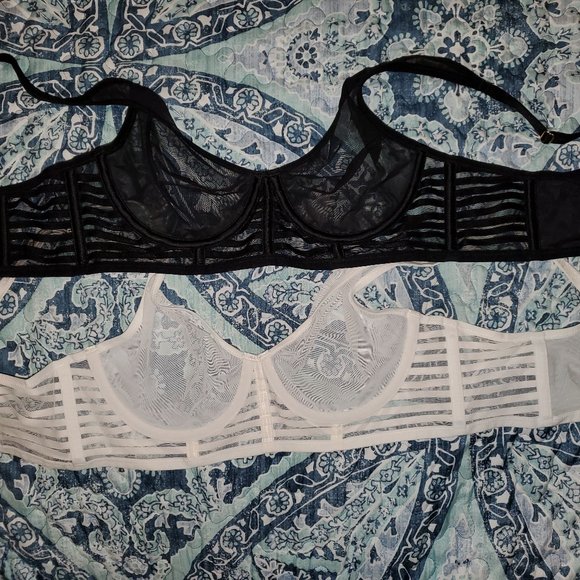 Bra - Picture 1 of 1